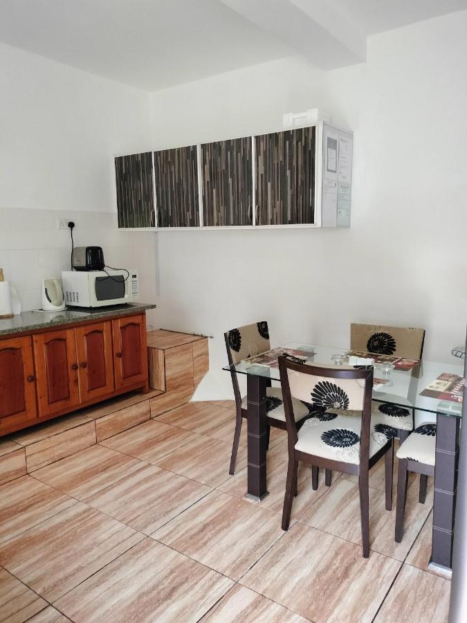 Loversnest Self Catering Anse aux Pins Exterior foto